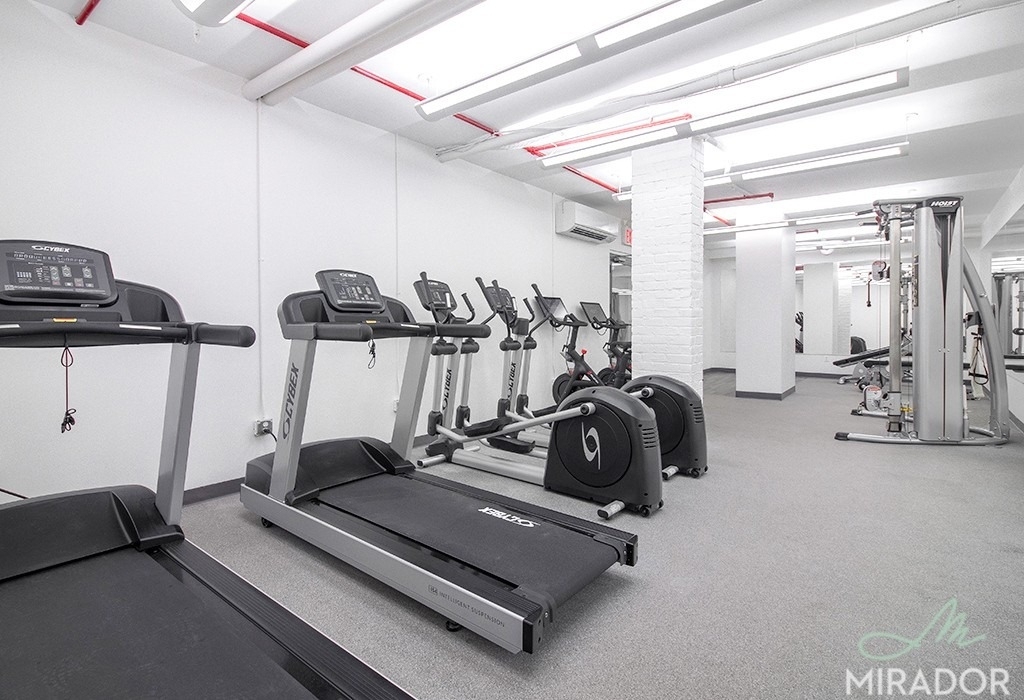 255 W 14th Street - Photo 9