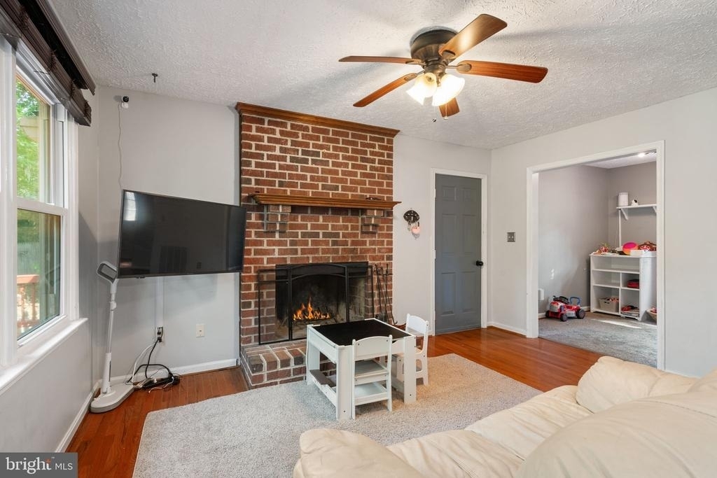 127 Pilgrim Cove - Photo 12