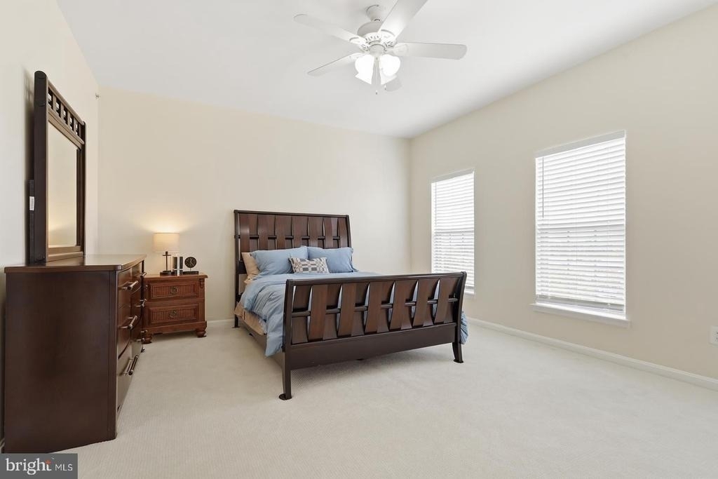 7931 Crescent Park Drive - Photo 18