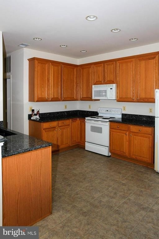 14574 Crown Hollow Court - Photo 6