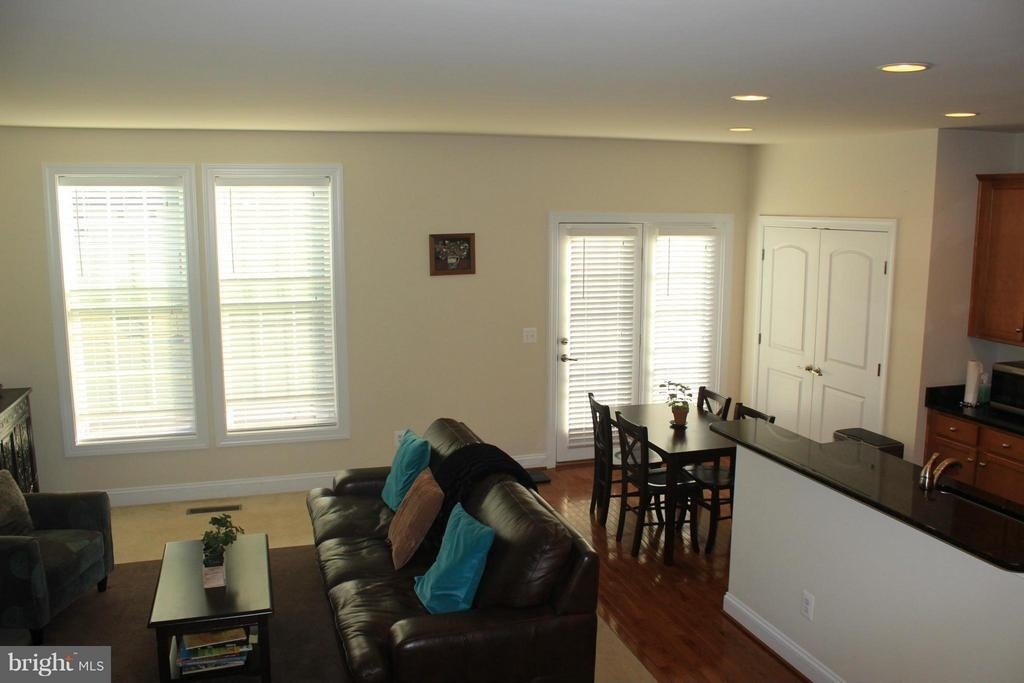 42755 Puller Terrace - Photo 14