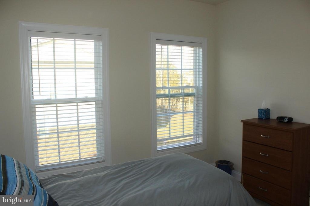 42755 Puller Terrace - Photo 18