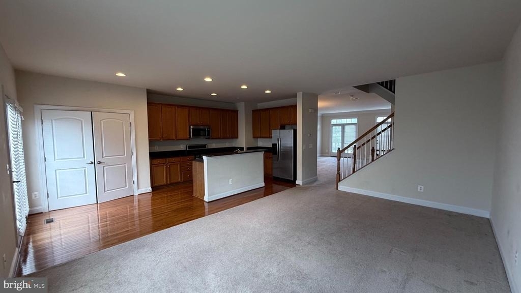 42755 Puller Terrace - Photo 11