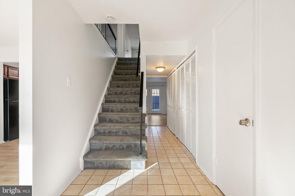 30 Carolina Court - Photo 2