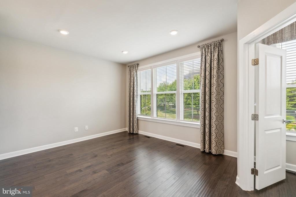 13212 Woodland Park Road - Photo 12