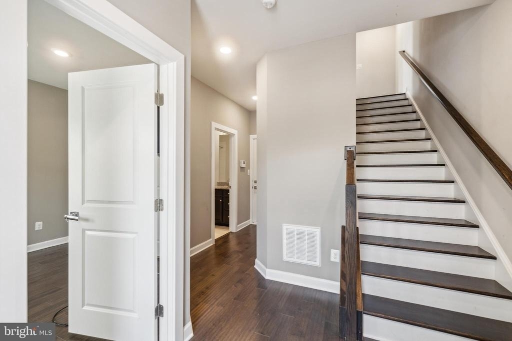 13212 Woodland Park Road - Photo 2