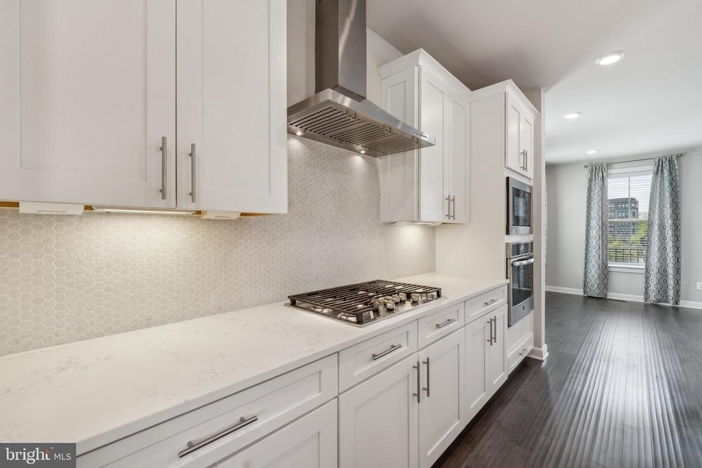 13212 Woodland Park Road - Photo 9