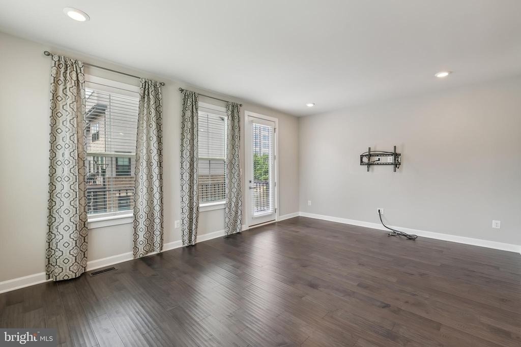 13212 Woodland Park Road - Photo 17