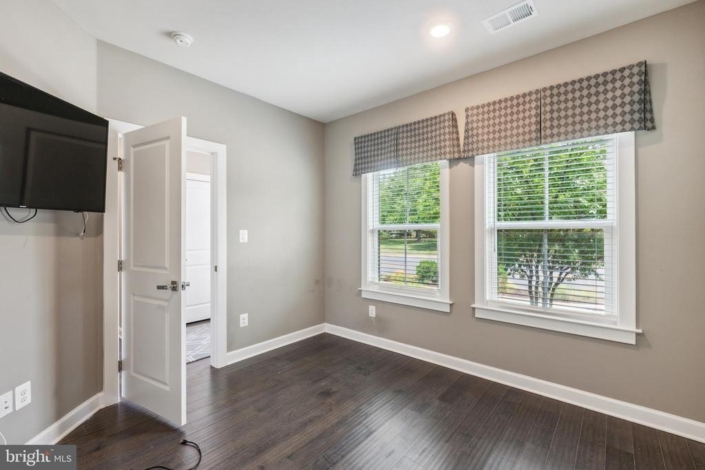 13212 Woodland Park Road - Photo 3
