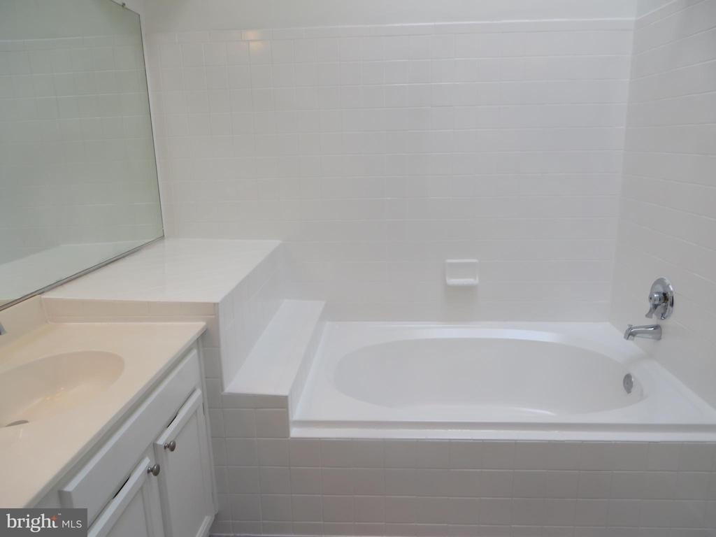 7513 Ashby Lane - Photo 19