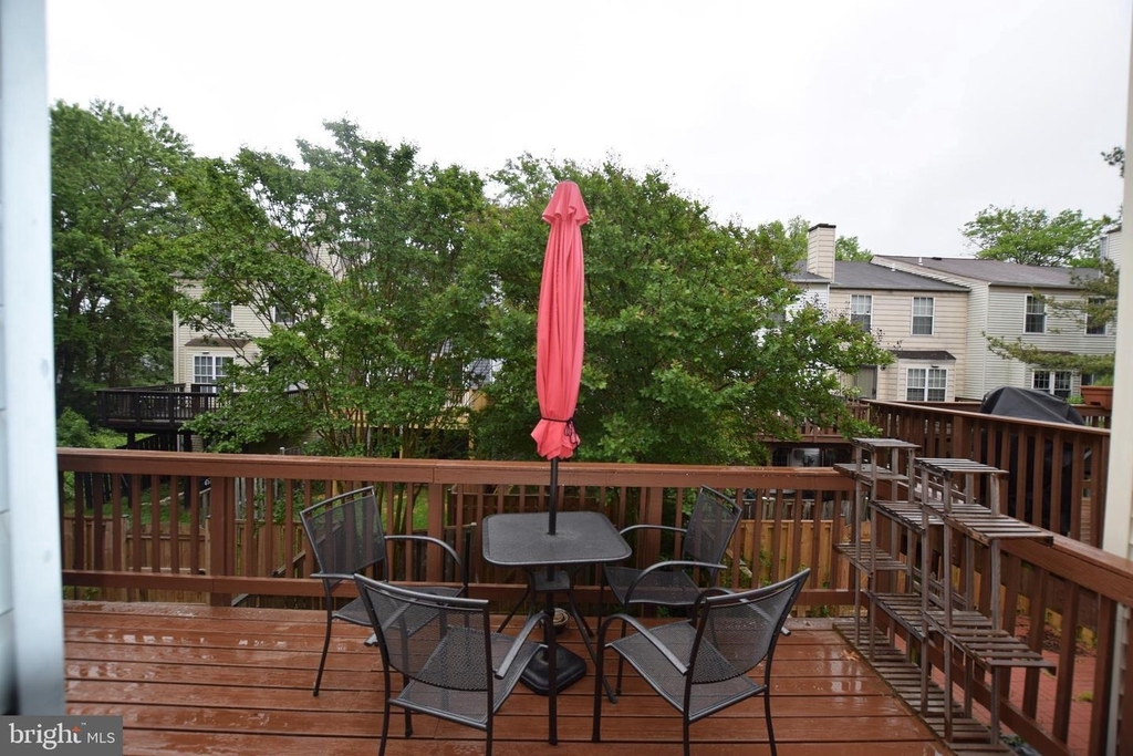 6560 Lochleigh Court - Photo 8