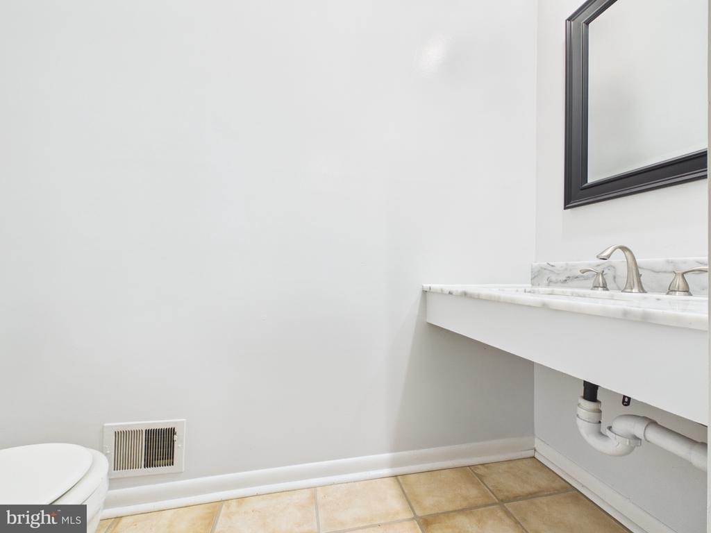 5971 Clerkenwell Court - Photo 19