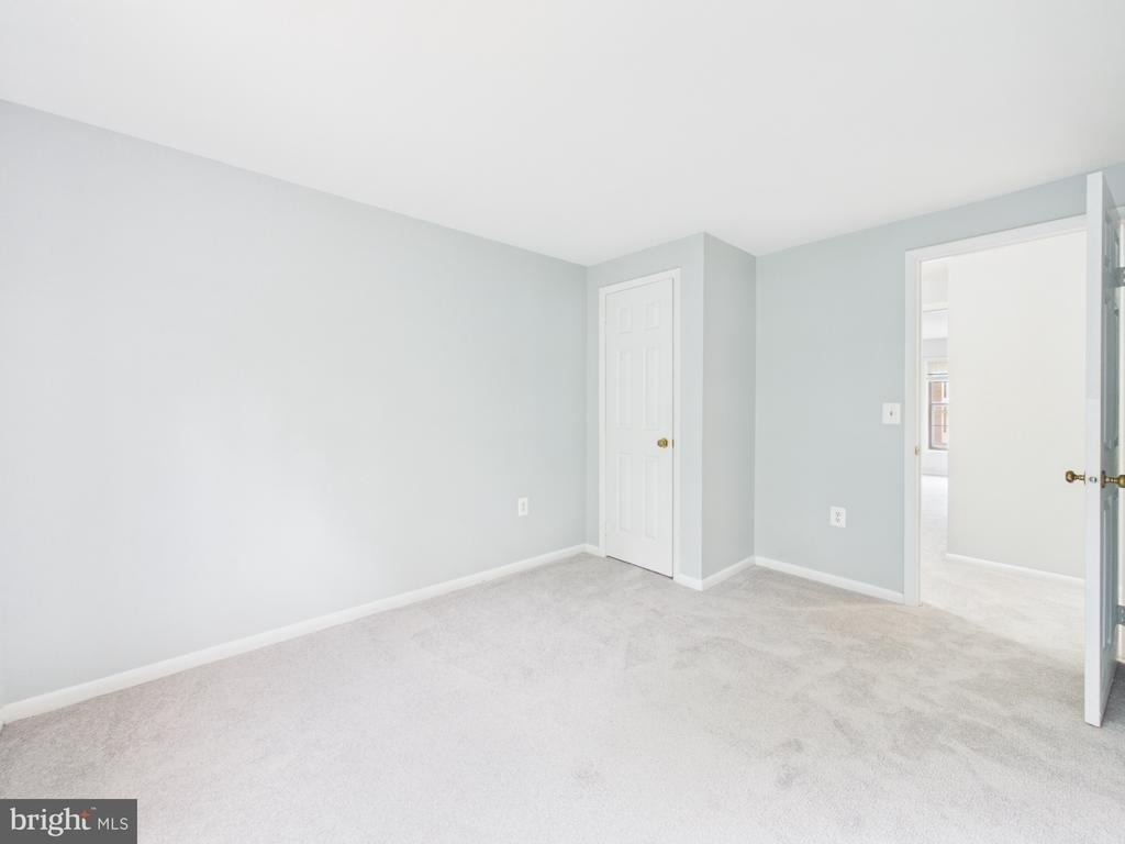 5971 Clerkenwell Court - Photo 32