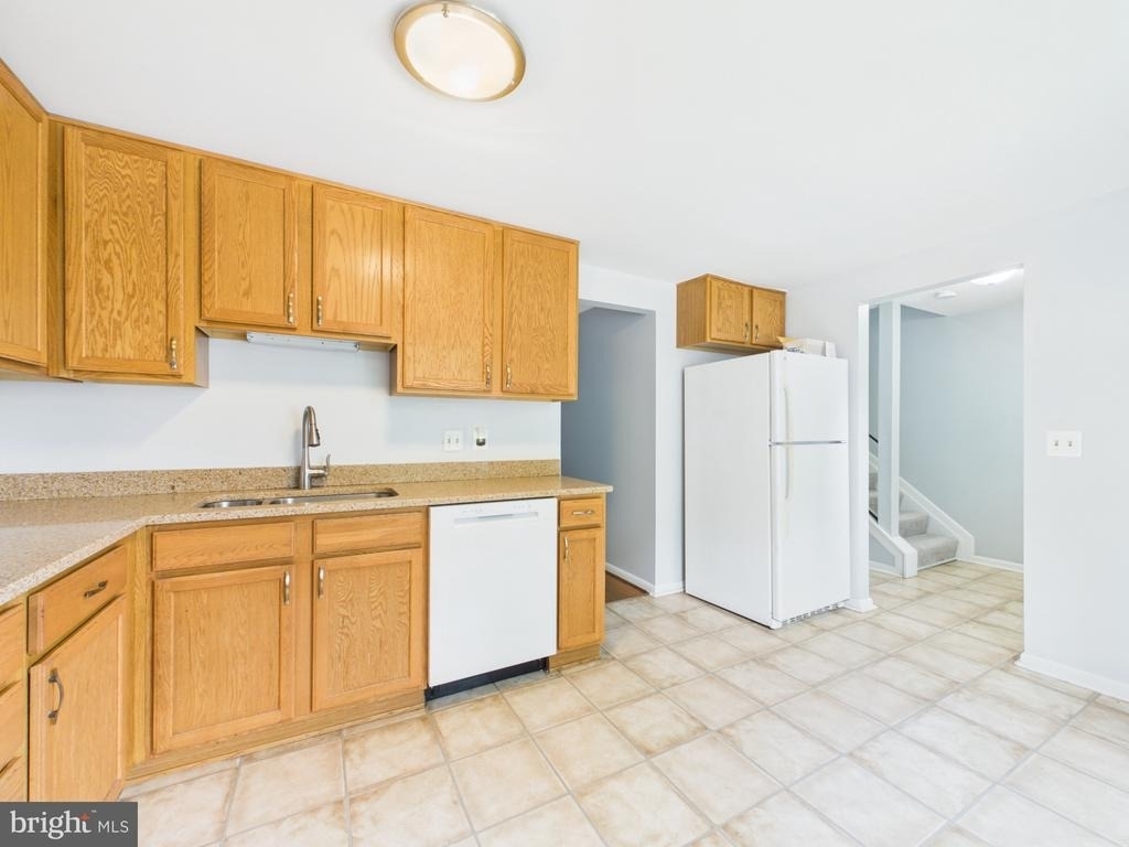 5971 Clerkenwell Court - Photo 8
