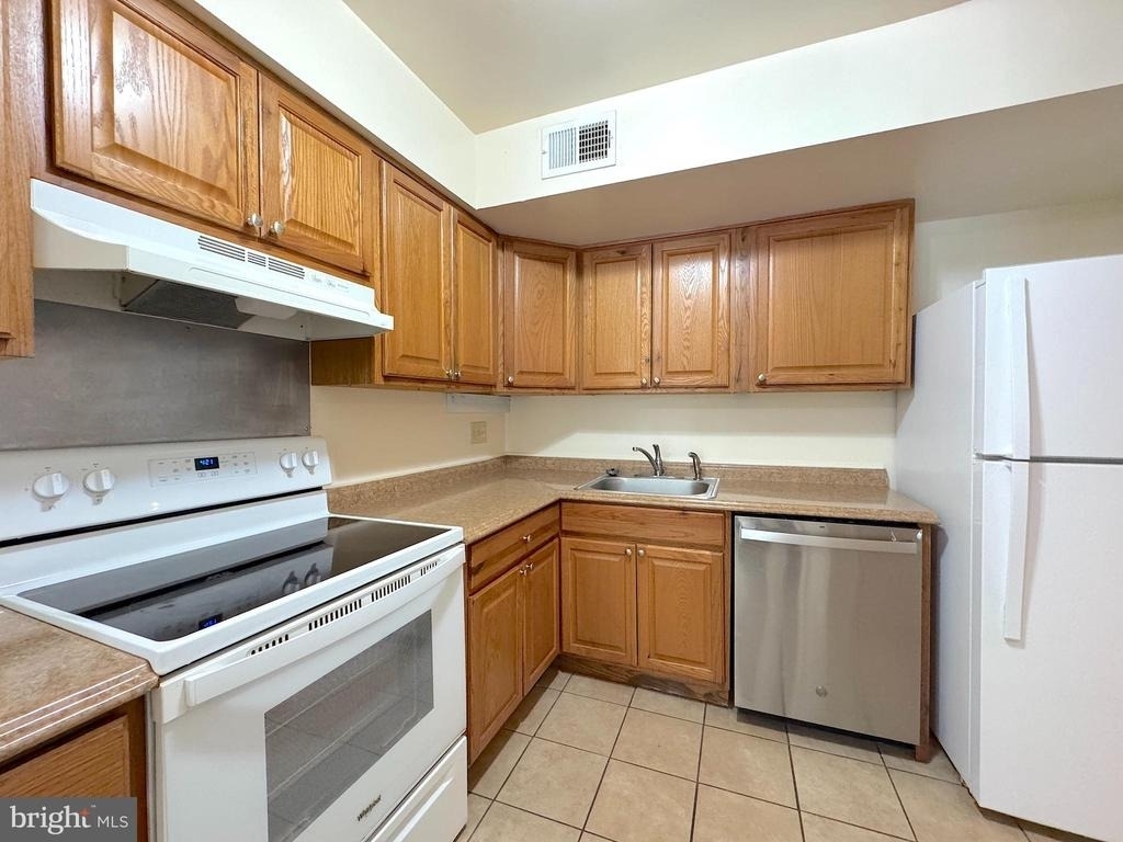 4645 Logsdon Drive - Photo 6