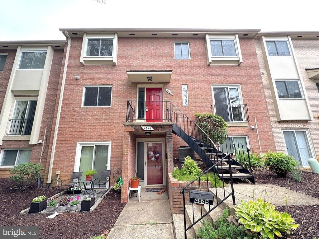 4645 Logsdon Drive - Photo 0