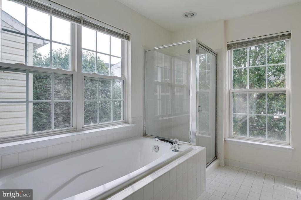 13129 Park Crescent Circle - Photo 32
