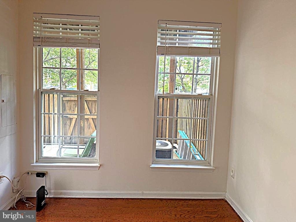 13129 Park Crescent Circle - Photo 10
