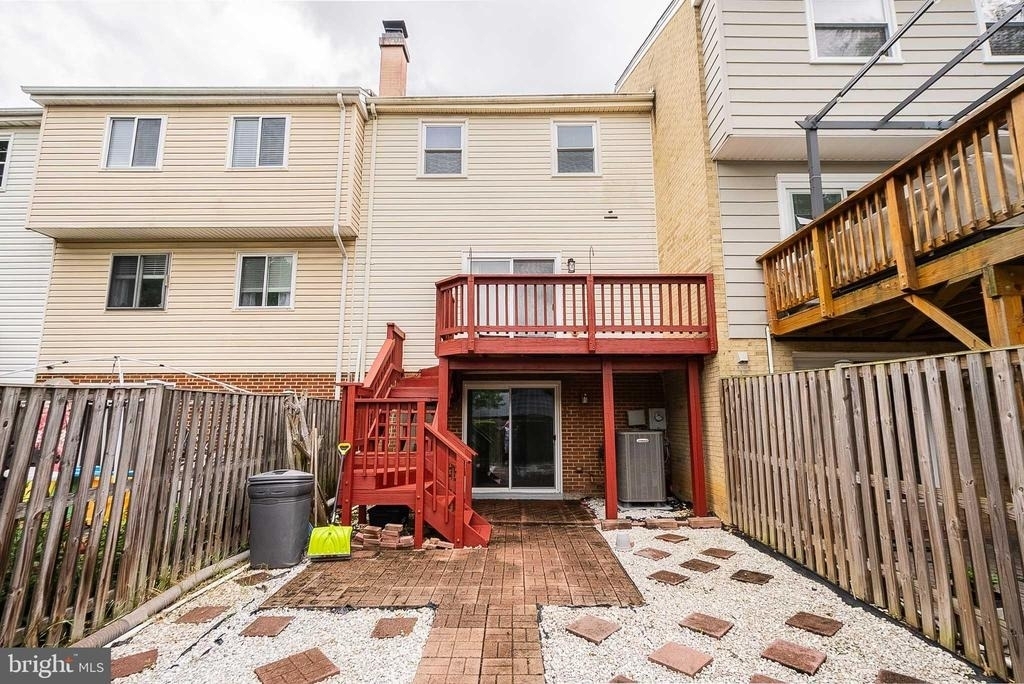 5844 Banning Place - Photo 36