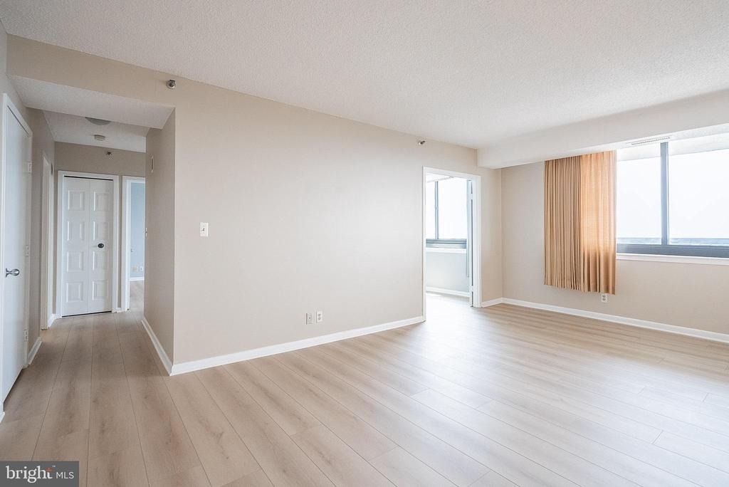 5501 Seminary Road - Photo 8