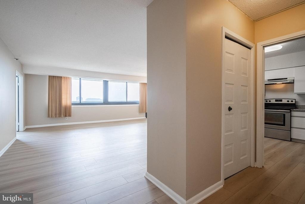 5501 Seminary Road - Photo 5