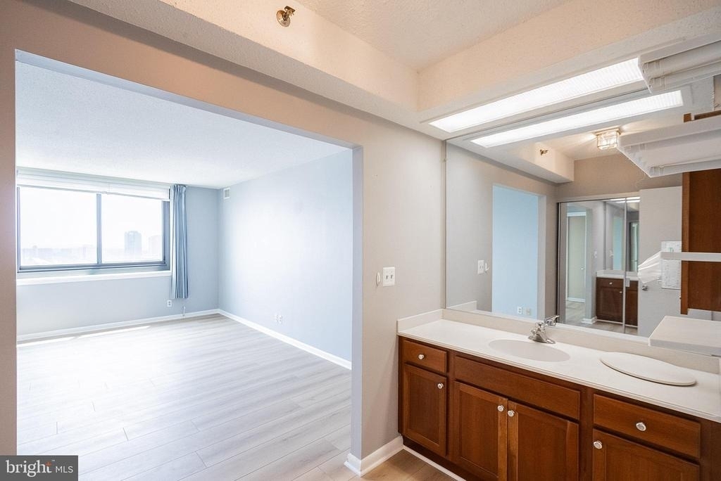 5501 Seminary Road - Photo 28