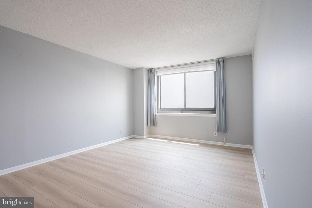 5501 Seminary Road - Photo 22