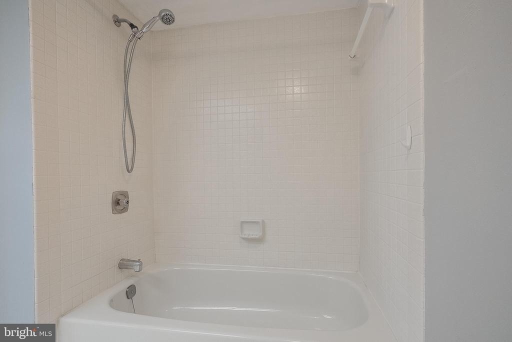 5501 Seminary Road - Photo 21