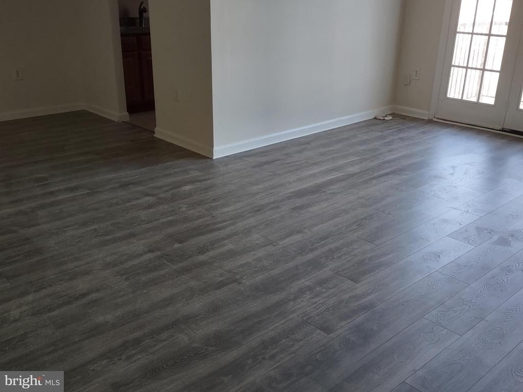 9481 Fairfax Boulevard - Photo 2
