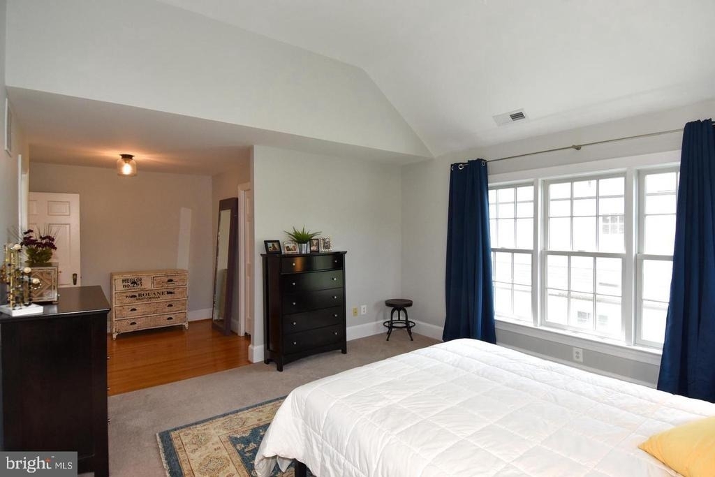 710 W View Terrace - Photo 30