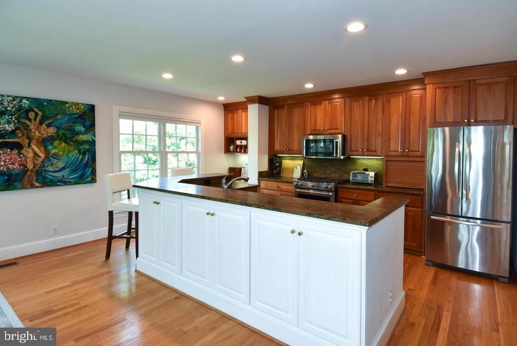 710 W View Terrace - Photo 17