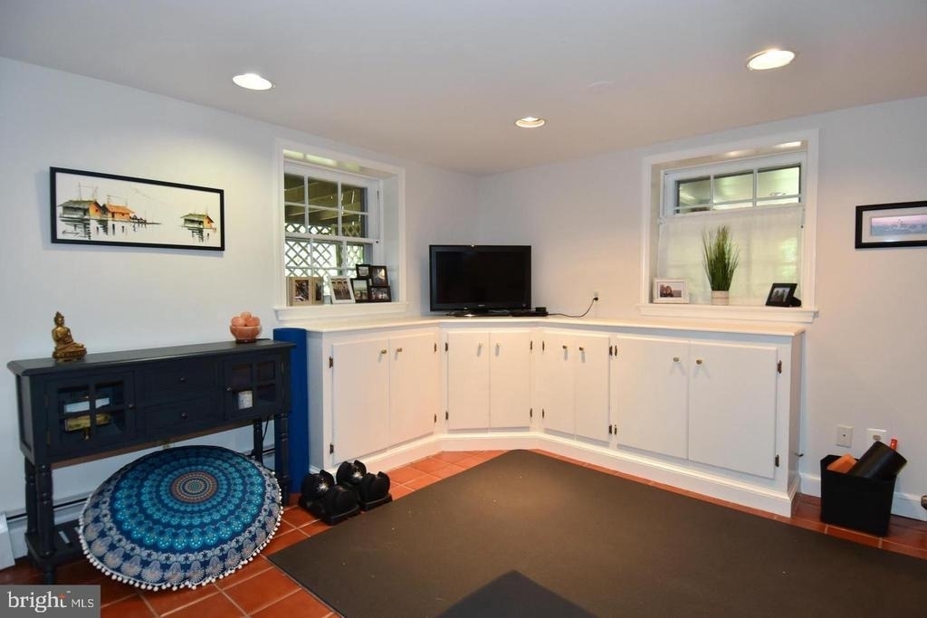 710 W View Terrace - Photo 46