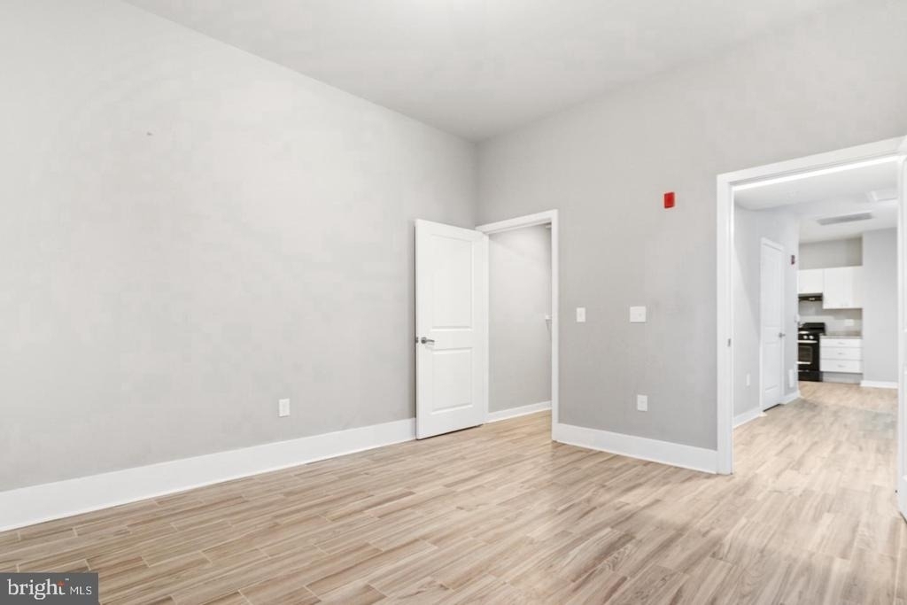 616 S 4th Street - Photo 2