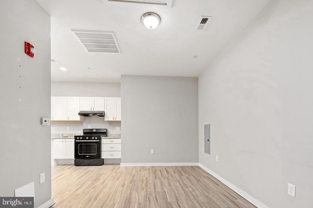 616 S 4th Street - Photo 1