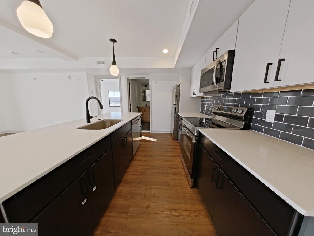 5001 Umbria Street - Photo 0