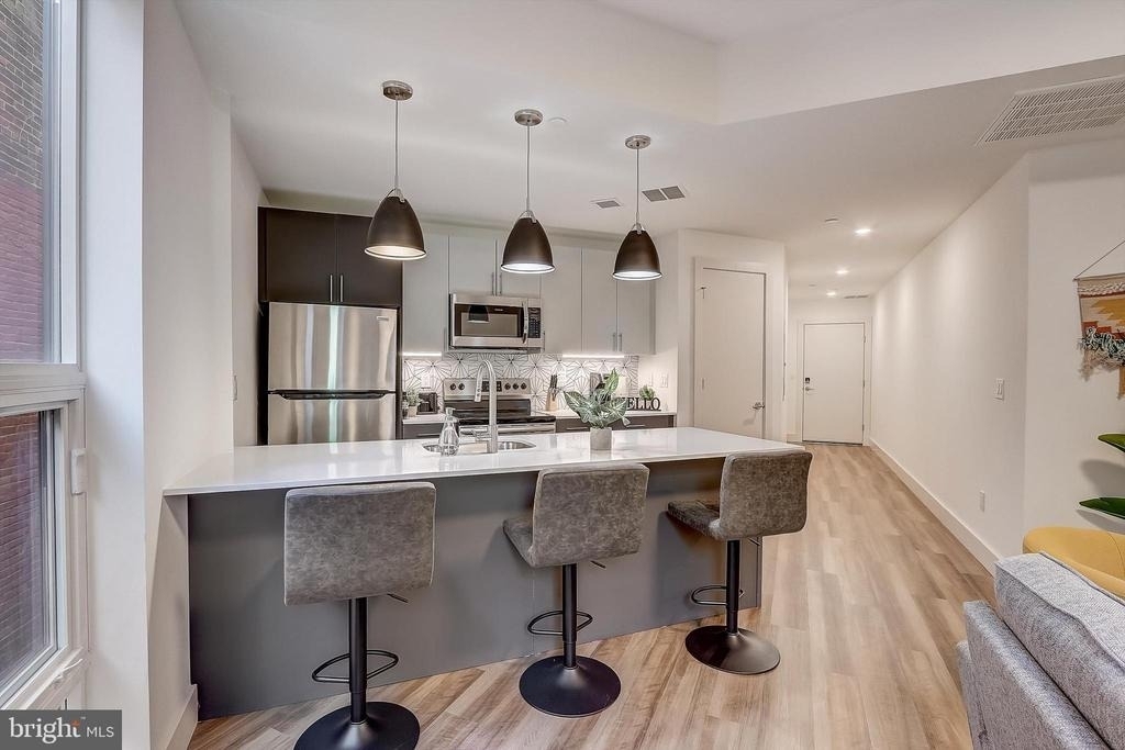 3029 W Glenwood Avenue - Photo 4