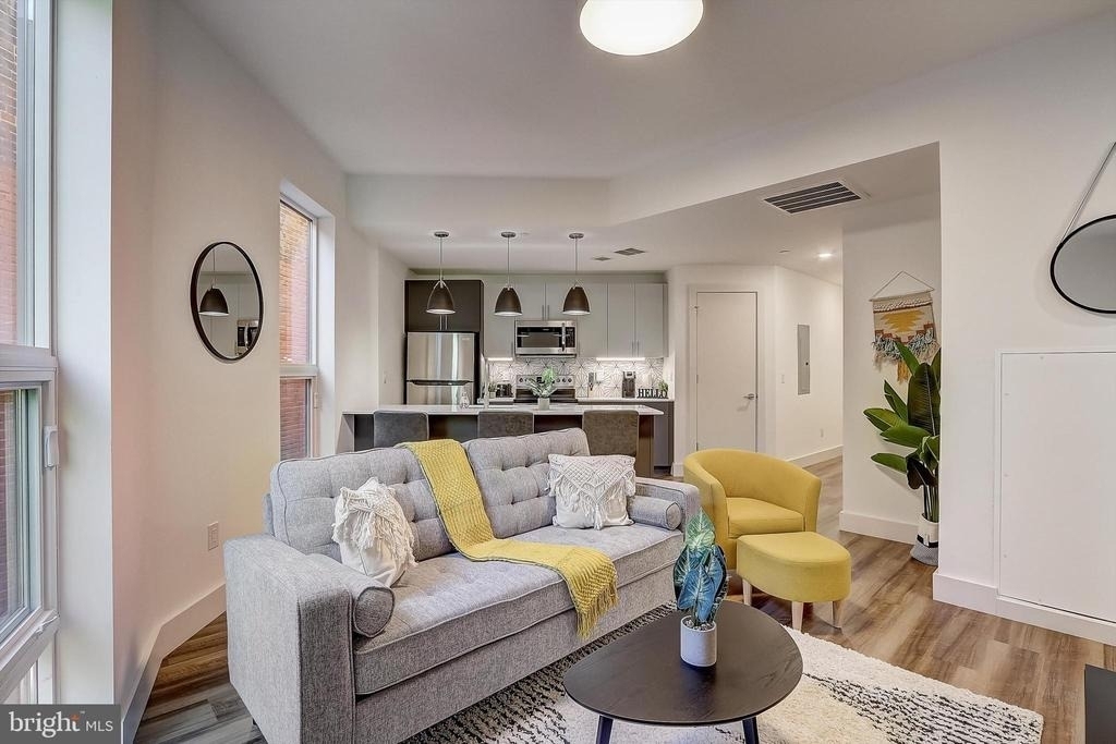 3029 W Glenwood Avenue - Photo 8