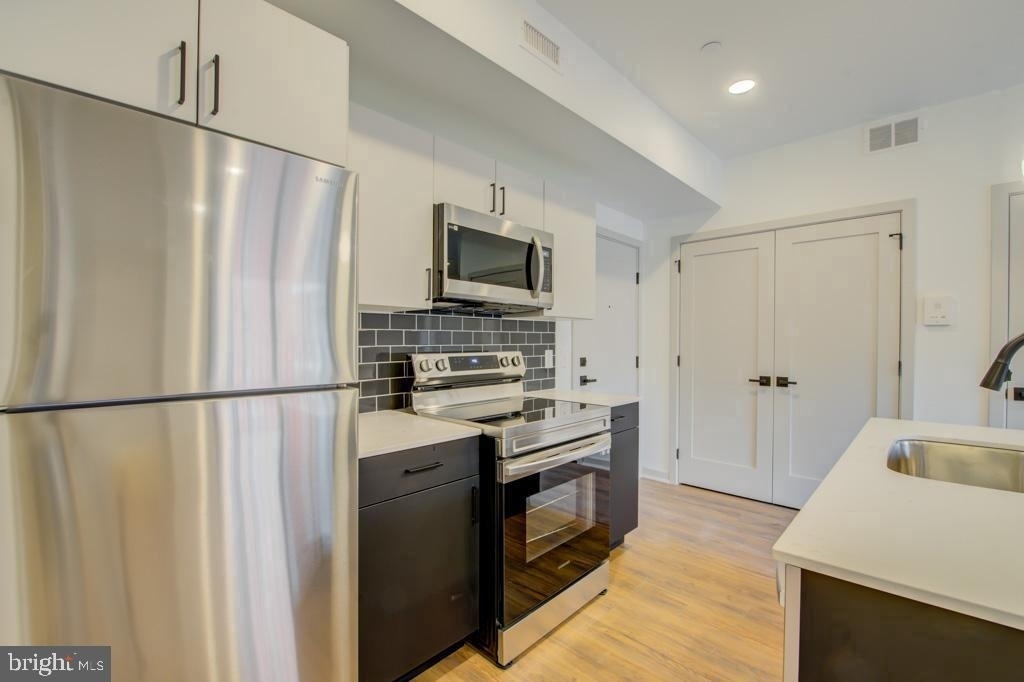 5001 Umbria Street - Photo 3