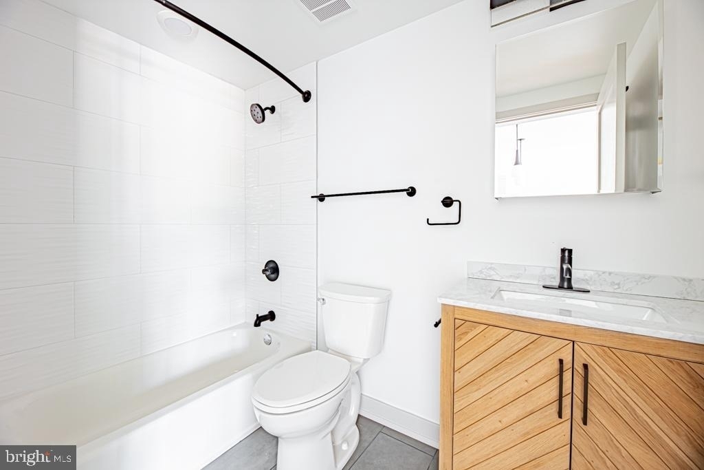 5001 Umbria Street - Photo 6