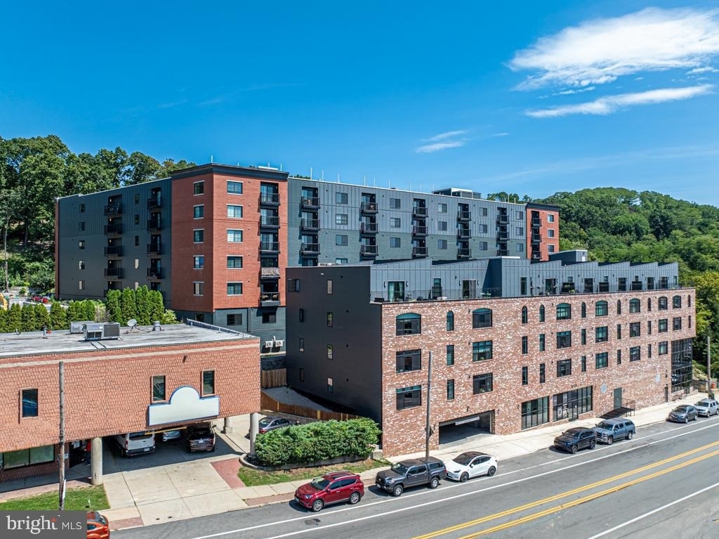 5001 Umbria Street - Photo 10