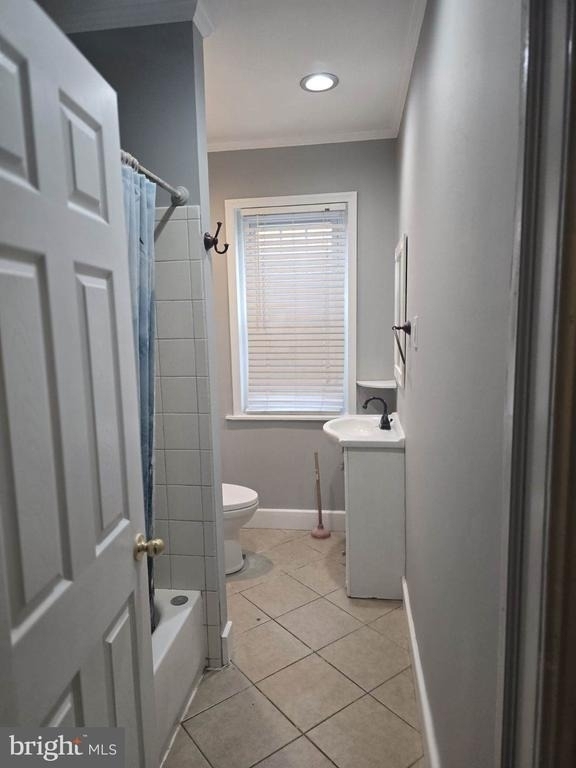 350 Dupont Street - Photo 2
