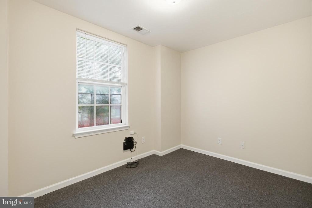 2238 N Park Avenue - Photo 5