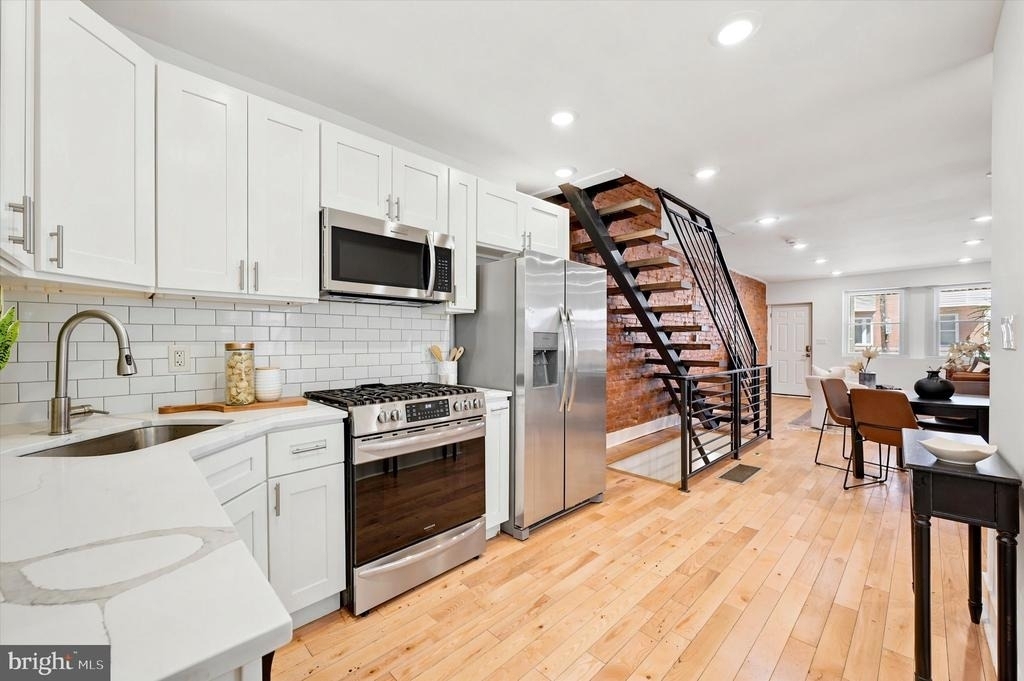 3171 Cedar Street - Photo 7