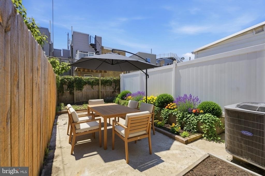 3171 Cedar Street - Photo 8