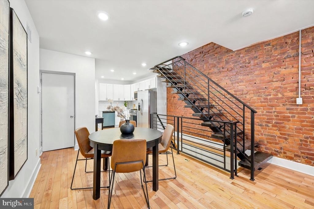 3171 Cedar Street - Photo 4