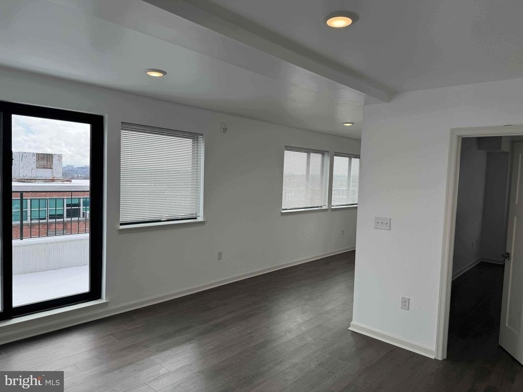 404 Fountain Street - Photo 4