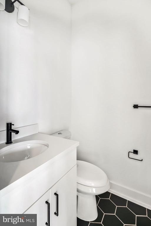 1527 Ridge Avenue - Photo 26