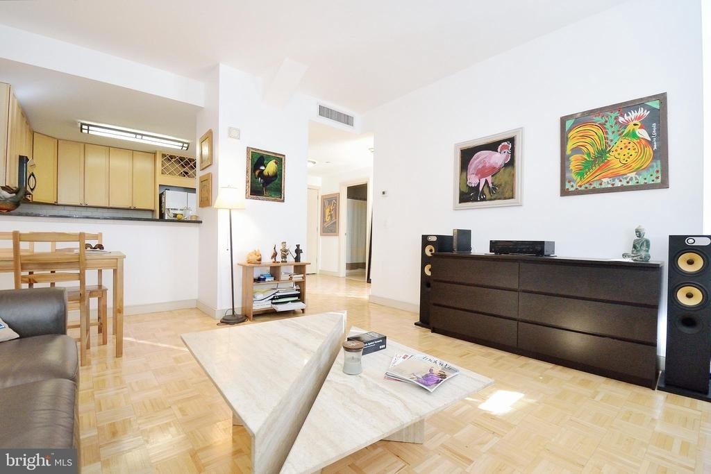 111 S 15th Street - Photo 3