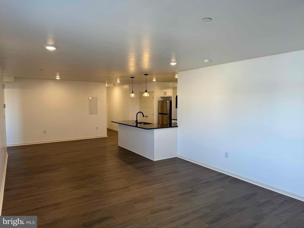 6618 Ridge Avenue - Photo 3