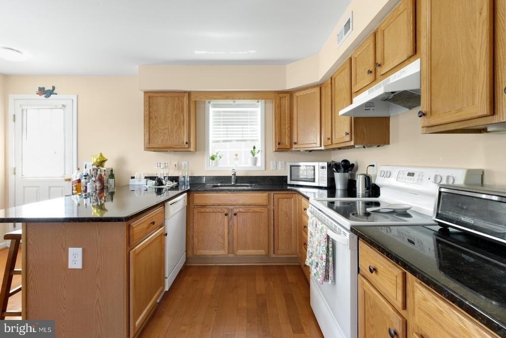 2683 Edgemont Street - Photo 6